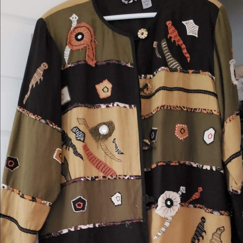 Beautiful Jacket - Picture 2 of 3